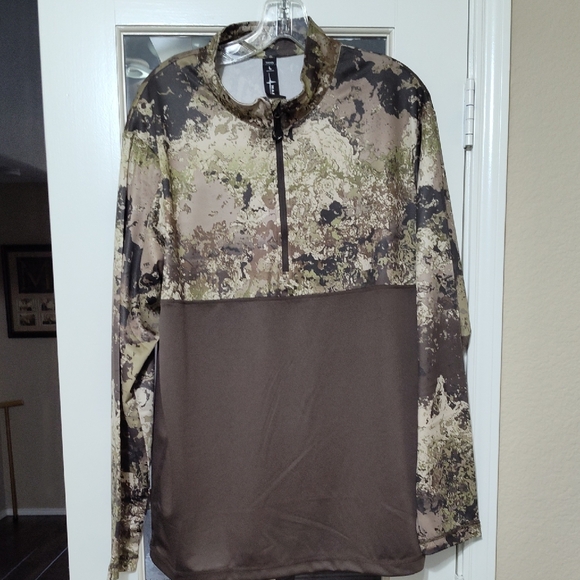 Habit Other - Habit Men's Camouflage Long Sleeve Shirt, Size Large (NWOT)